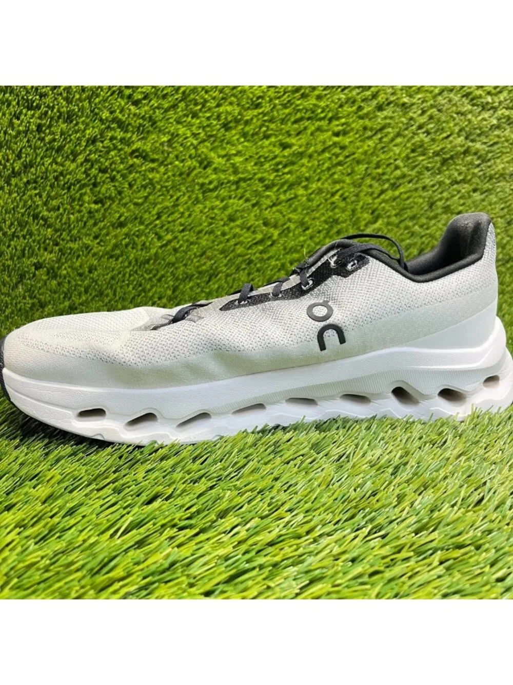 On Cloudtilt Mens Size 11 Ivory Black Athletic Running Walking Shoes Sneakers